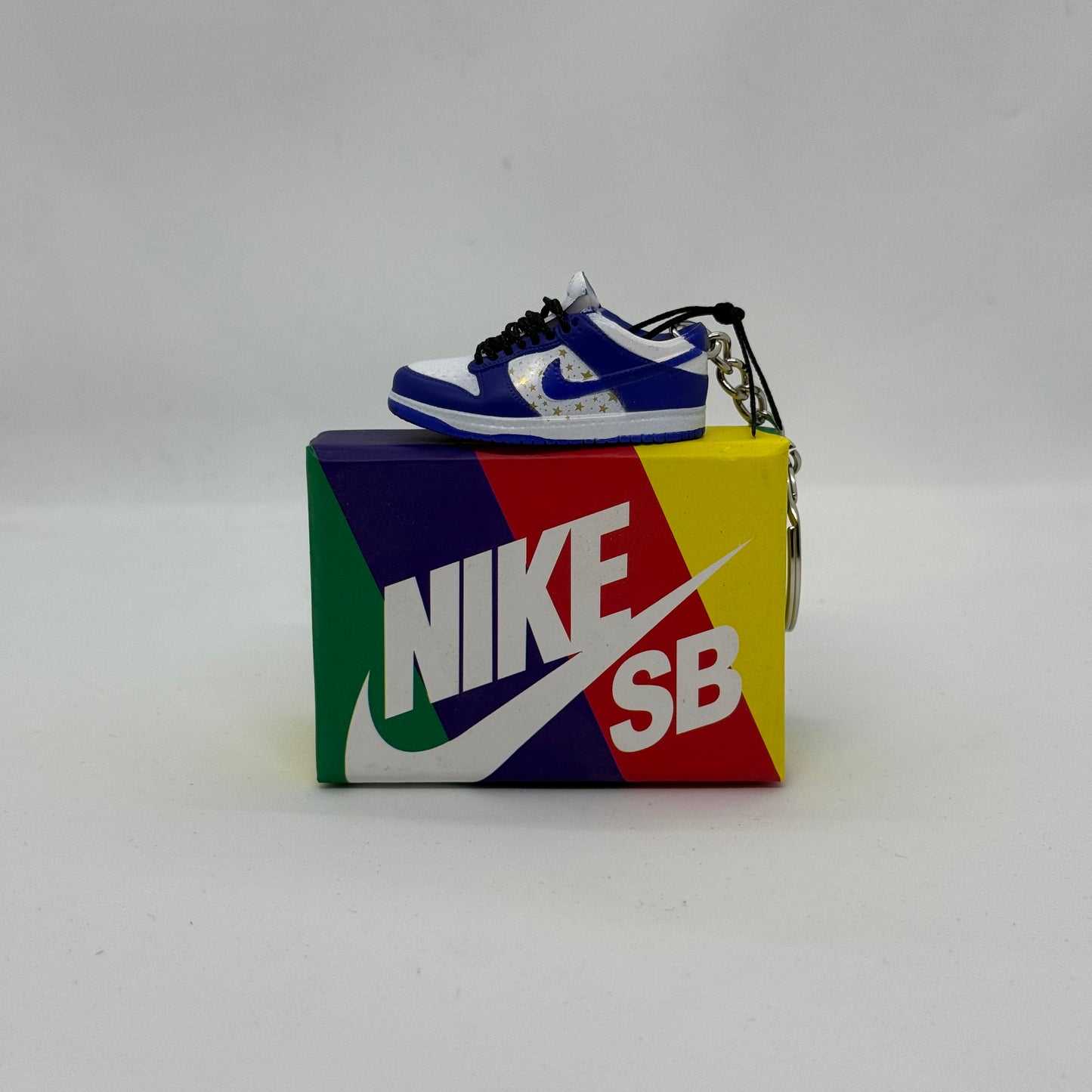 Nike Dunk Low Supreme Hyper Royal Keychain