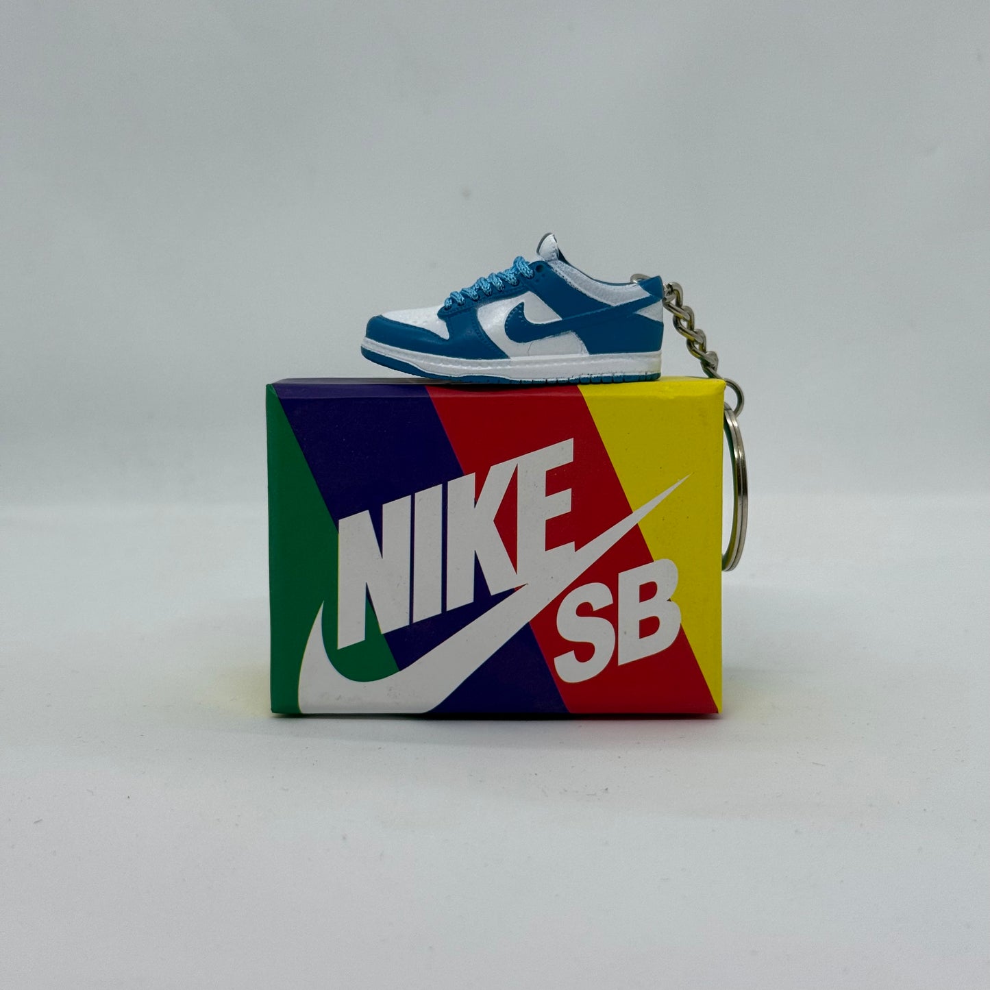 Nike Dunk Low UNC Keychain