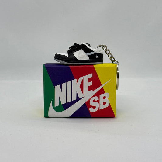 Nike Dunk Low SB Pigeon Keychain
