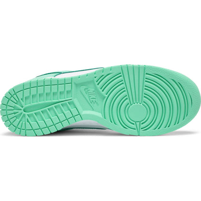 Nike Dunk Low "Green Glow" (W)
