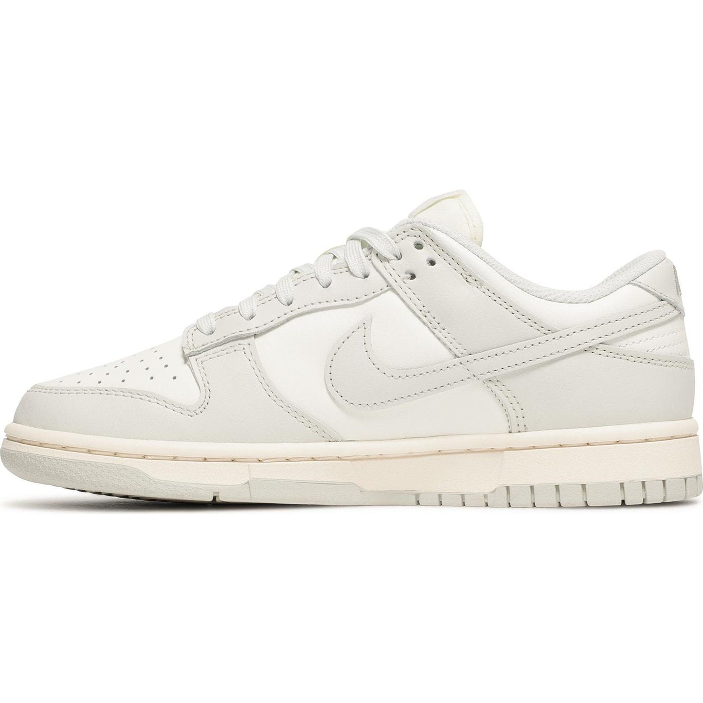 Nike Dunk Low "Light Bone" (W)