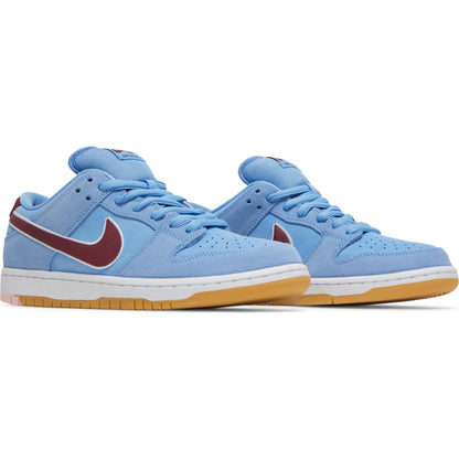 Nike SB Dunk Low "Philadelphia Phillies"