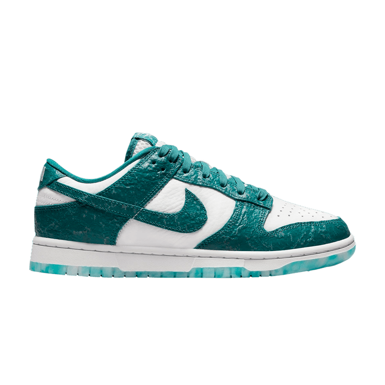 Nike Dunk Low Ocean women’s sneakers in wave-textured blue, authentic with fast shipping and cheap prices in Australia